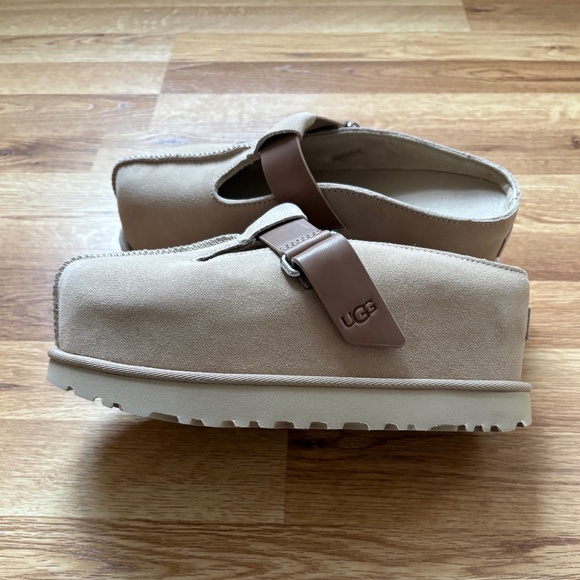 UGG Women’s Goldenstar Hi T-Strap Suede Platform Mary Jane Slip On Clogs - Picture 1 of 14
